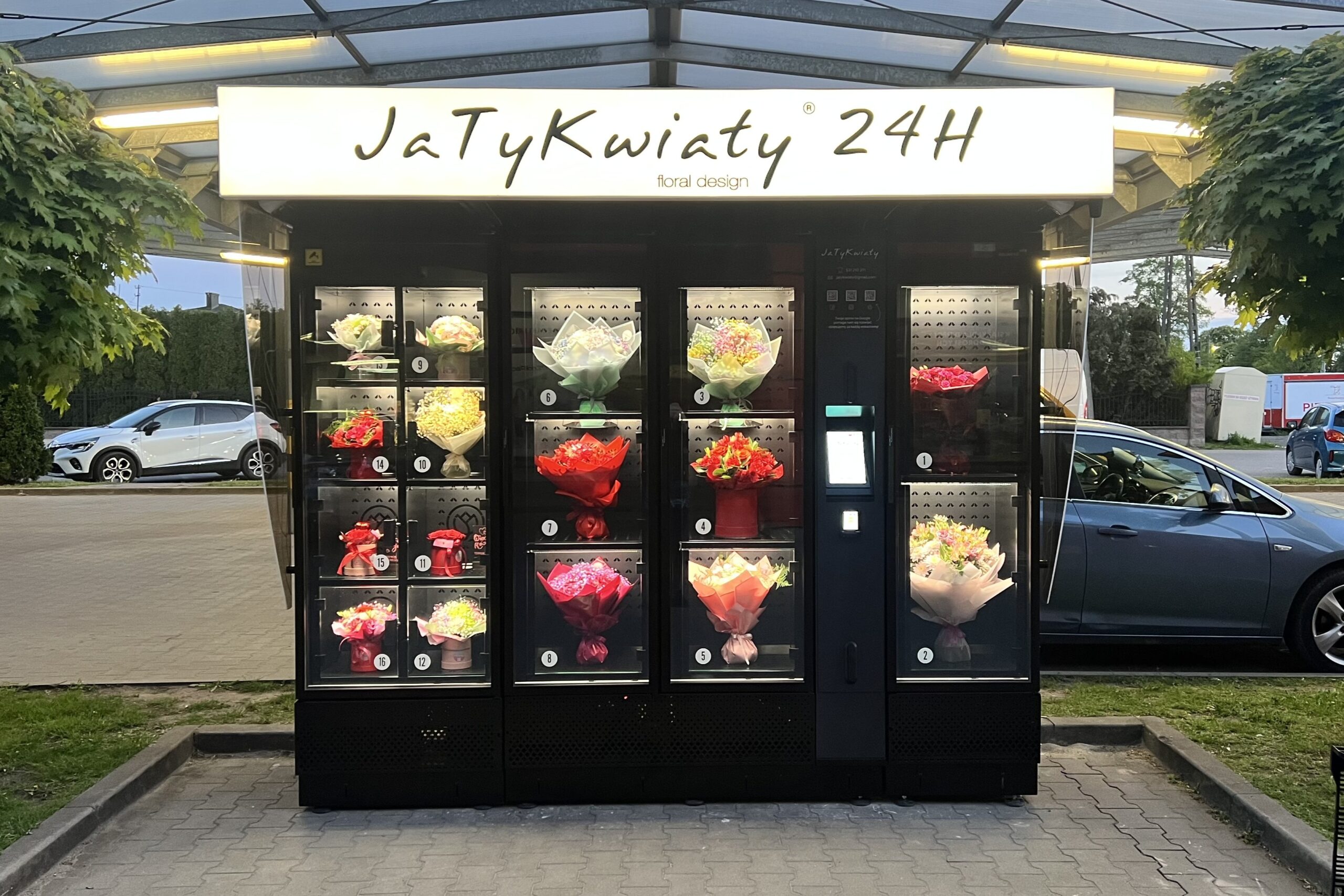 Locations for Bouquetmat - parking lot at the mall